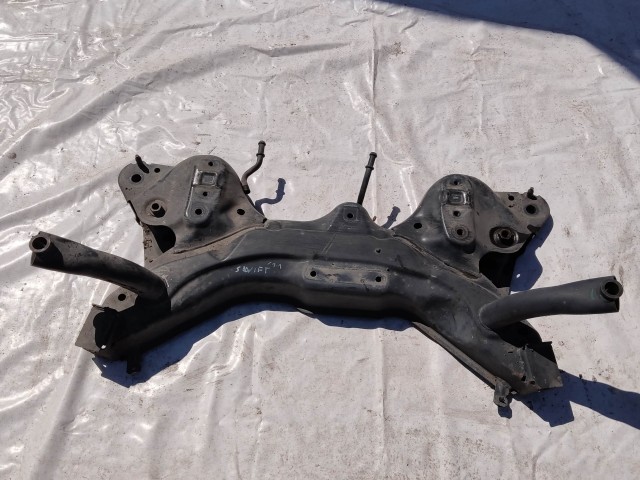 201601 Suzuki Swift IV. 2010-2017 1,2 benzin első kerékhajtású, első segédalváz (Bölcső)