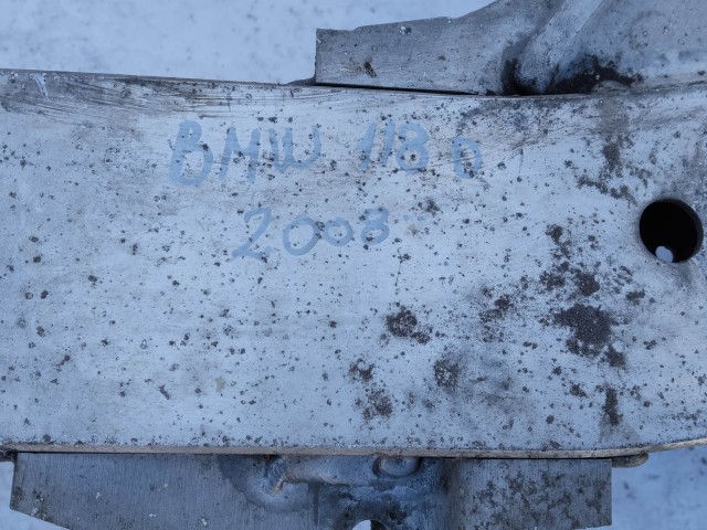 201616 BMW 1 E82 2004-2011 első segédalváz (bölcső)