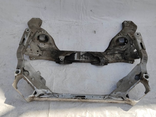 201615 BMW 3 E90  2005-2011 első segédalváz (bölcső)