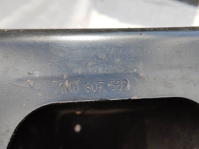 201649 Volkswagen Golf V. Plus 2005-2009 első nyúlványösszekötő 1KO807582