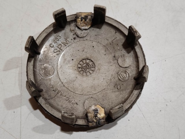 201659 Alfa Romeo 147, 156, 166, Gt felni közép kupak, átmérő 50 mm, képen látható állapotban