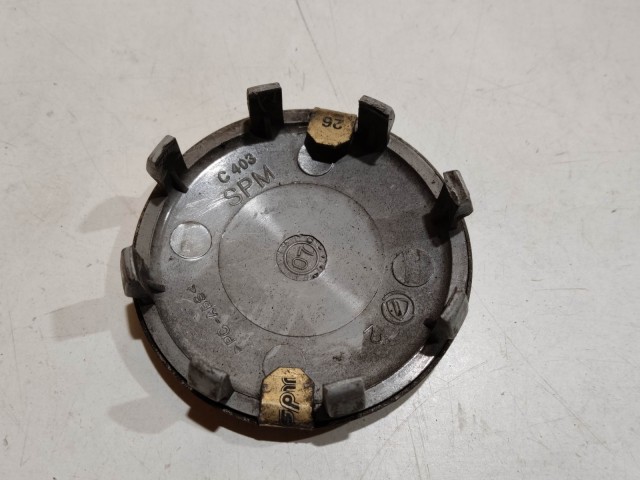 201896 Alfa Romeo 145,146, 147,156,166,Gt alufelni közép kupak a képen látható állapotban