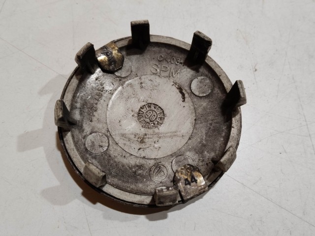 201906 Alfa Romeo 145,146, 147,156,166,Gt alufelni közép kupak a képen látható állapotban