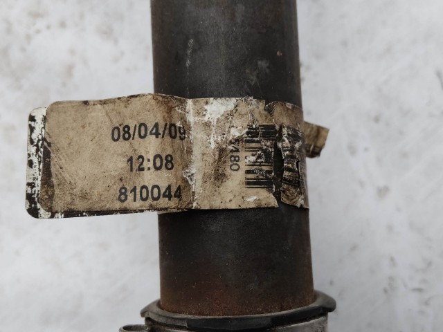 201913 Alfa Romeo MiTo 2008-2018 1,4 16v 135 Le MultiAir jobb első féltengely 25 bordás, a képen látható sérüléssel