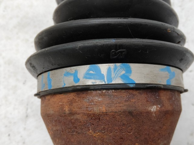 201913 Alfa Romeo MiTo 2008-2018 1,4 16v 135 Le MultiAir jobb első féltengely 25 bordás, a képen látható sérüléssel