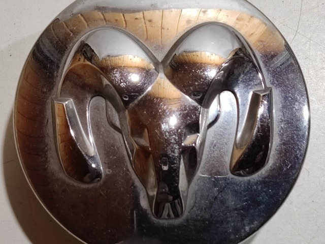 201924 Dodge Journey Felni közép kupak K52110398AA