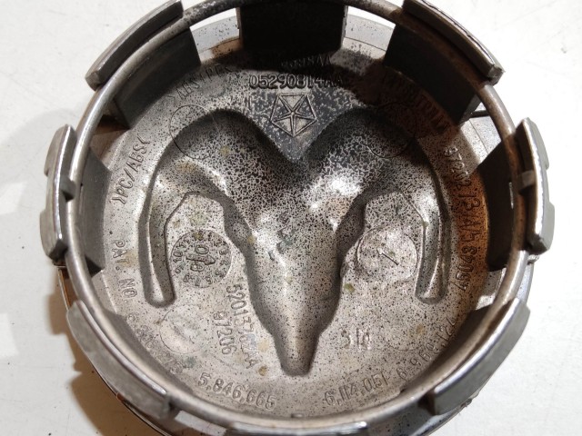 201924 Dodge Journey Felni közép kupak K52110398AA