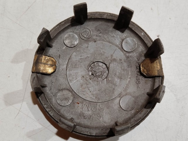 201928 Alfa Romeo 145,146, 147,156,166,Gt alufelni közép kupak a képen látható állapotban