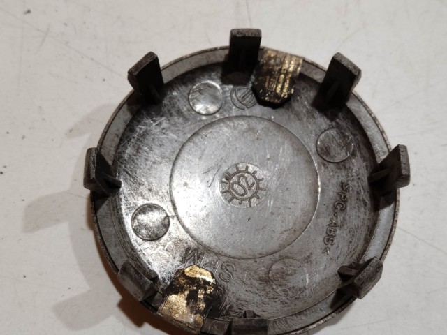 201940 Alfa Romeo 145,146, 147,156,166,Gt alufelni közép kupak a képen látható állapotban