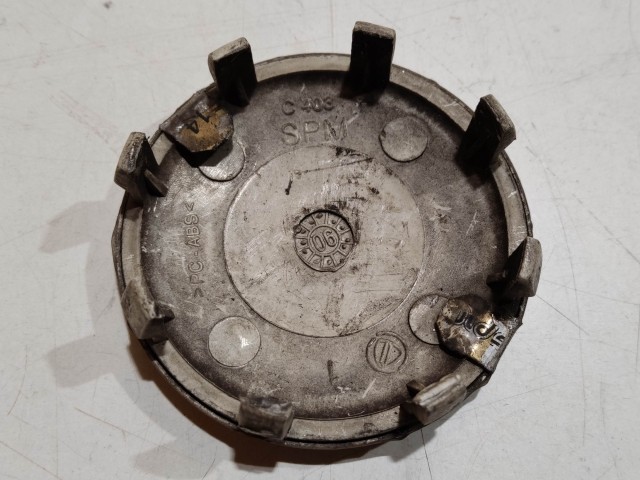 201952 Alfa Romeo 145,146, 147,156,166,Gt alufelni közép kupak a képen látható állapotban