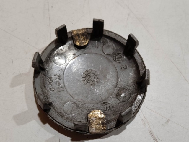 201996 Alfa Romeo 145,146, 147,156,166,Gt alufelni közép kupak a képen látható állapotban