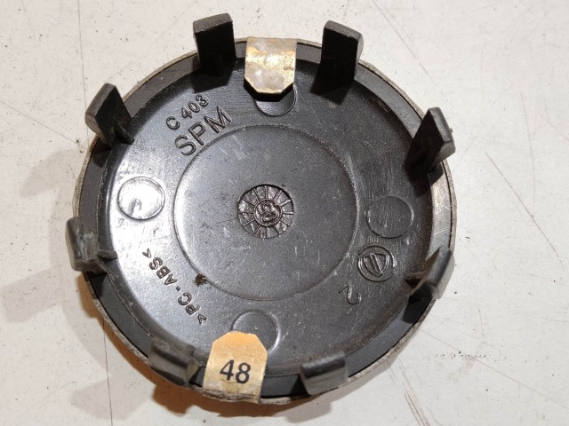 204015 Alfa Romeo 145,146, 147,156,166,Gt alufelni közép kupak a képen látható állapotban