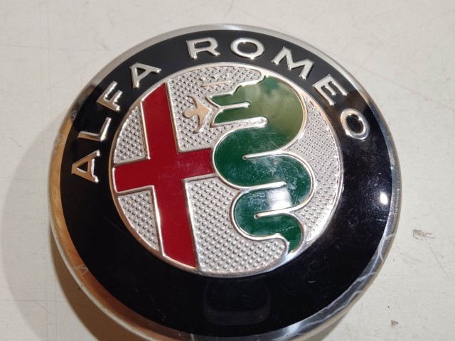 204026 Alfa Romeo 159, Giulietta Felni közép kupak 50539932