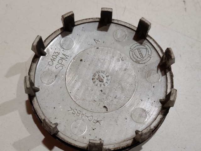 204032 Alfa Romeo 159, Brera, Spider, Giulietta alufelni közép kupak, a képen látható állapotban