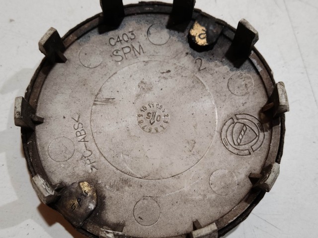 204035 Alfa Romeo 159, Brera, Spider, Giulietta alufelni közép kupak, a képen látható állapotban