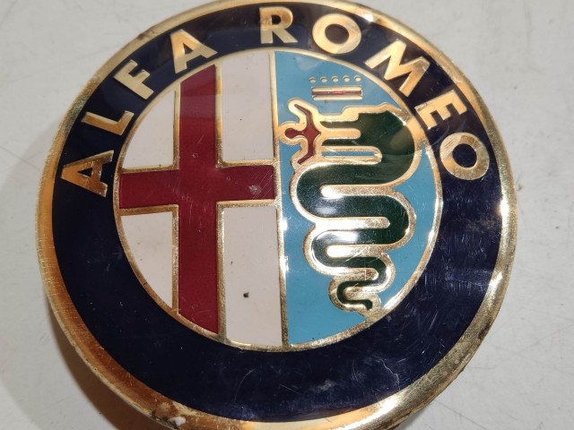 204053 Alfa Romeo 159, Brera, Spider, Giulietta alufelni közép kupak, a képen látható állapotban