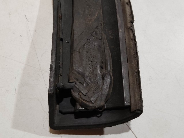 66601 Fiat Grande Punto  2005-2009 Sárvédő Használt  Bal hátsó  
