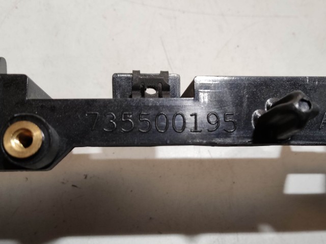 Fiat Bravo 2007-2014 2007-2014 Közép konzol Használt 