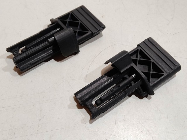 Kalaptartó  műanyag