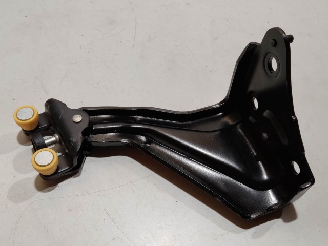 Fiat Scudo 2007-2016 utángyártott új  Jobb oldali alsó tolóajtó görgő 1498205080