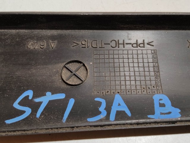 Fiat Stilo 3 ajtós bal hátsó díszcsík 735314531