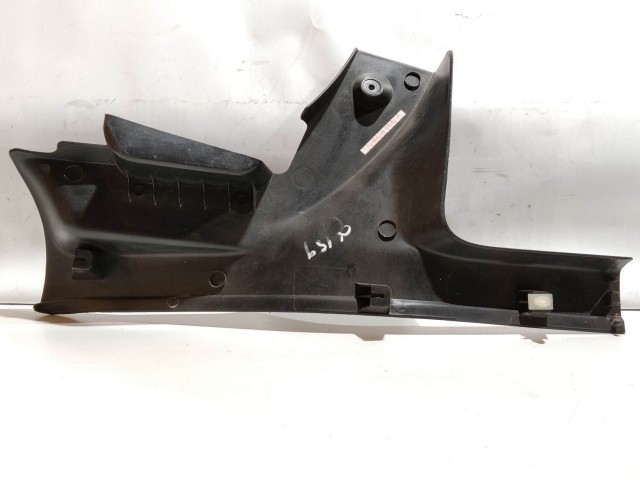 Alfa Romeo 159 bal hátsó belső küszöb műanyag