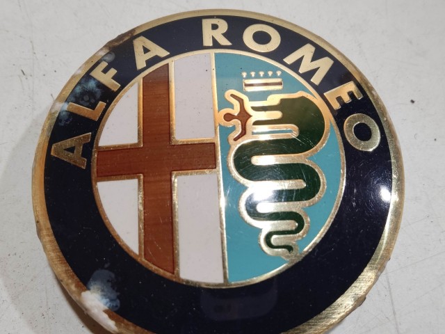 204078 Alfa Romeo 159, Brera, Spider, Giulietta alufelni közép kupak, a képen látható állapotban