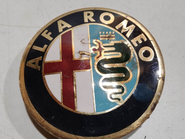 204081 Alfa Romeo 159, Brera, Spider, Giulietta alufelni közép kupak, a képen látható állapotban