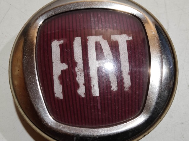 Fiat Felni közép kupak Használt  Bordó, króm