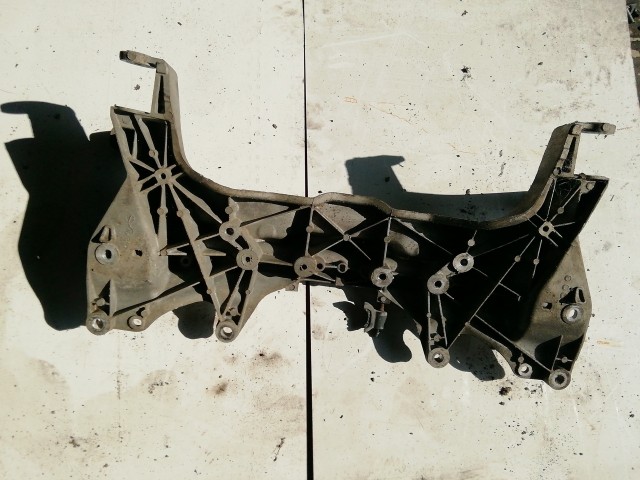 201766 Fiat Fiorino , Qubo 2007-2024 első segédalváz (bölcső)