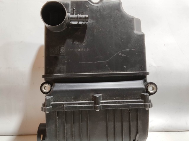204135 Fiat 500 1,2 8v benzin légszűrőház a képen látható sérüléssel 51798943