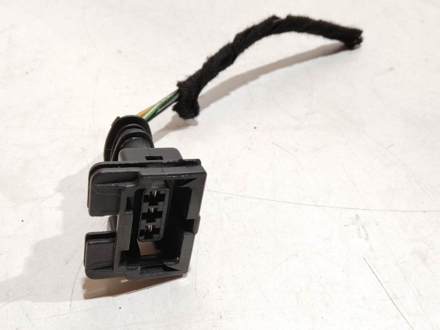 204168 Alfa Romeo GT 2003-2010 bal hátsó lámpa elektromos csatlakozó