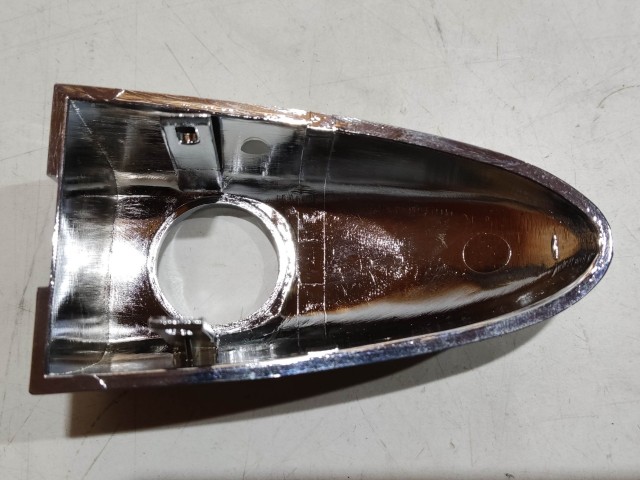 202074 Lancia Ypsilon II. 2003-2011 bal első külső kilincs vég 