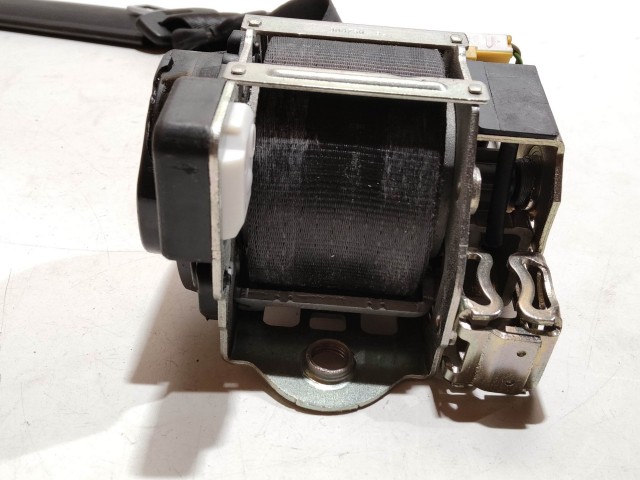 Lancia Ypsilon II. jobb első biztonsági öv 735420952