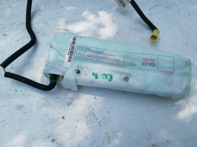 Kia Rio 2011-2017 jobb oldali üléslégzsák 889201W000