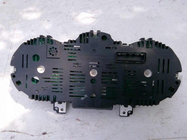 Kia Rio 2011-2017 benzines Óracsoport (kilométeróra) kijelző hibás!!