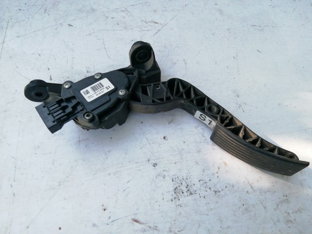 Kia Rio 2011-2017 2011-2017 Gázpedál Használt   