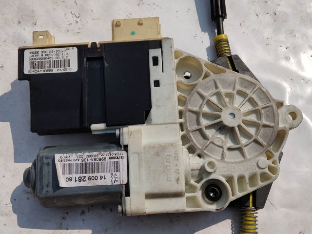 Fiat Ulysse 2001-2010 jobb első ablakemelő motorral 148531108