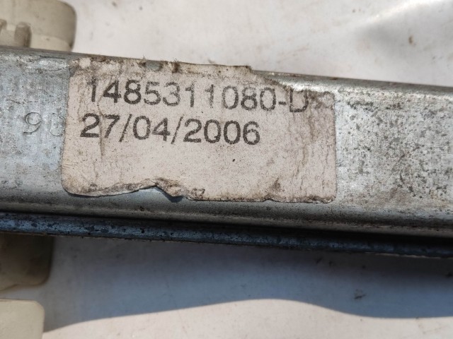 Fiat Ulysse 2001-2010 jobb első ablakemelő motorral 148531108