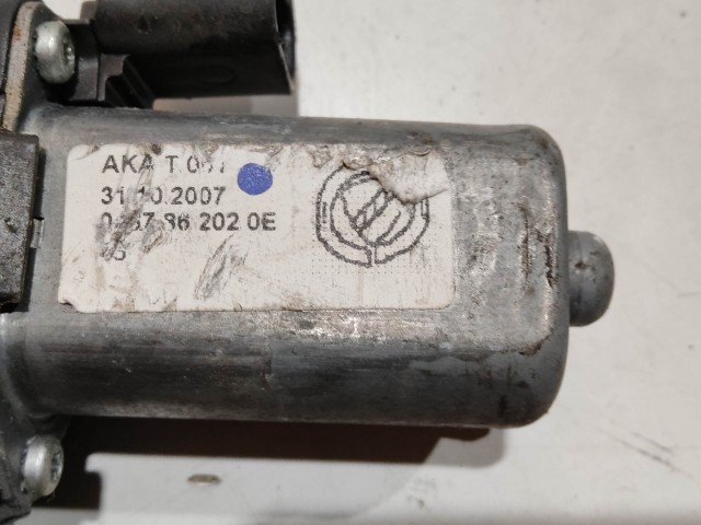 Fiat Albea jobb első elektromos ablakemelő