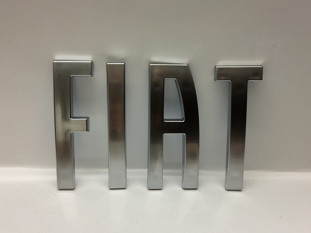 Fiat Tipo 2020-  utángyártott új felső díszrács 735754043