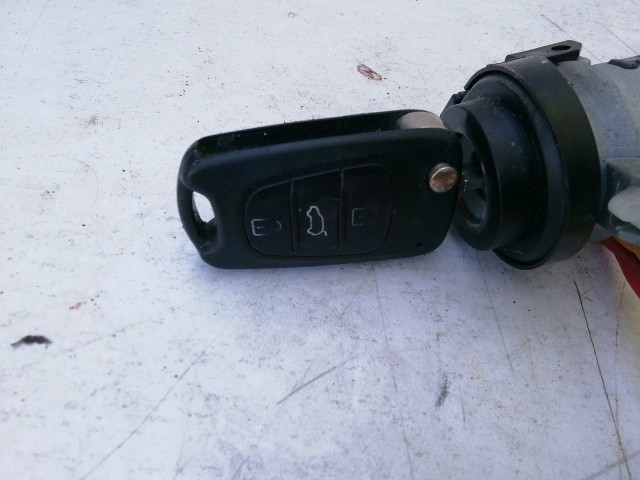 202332 Kia Rio 2011-2017 gyújtáskapcsoló