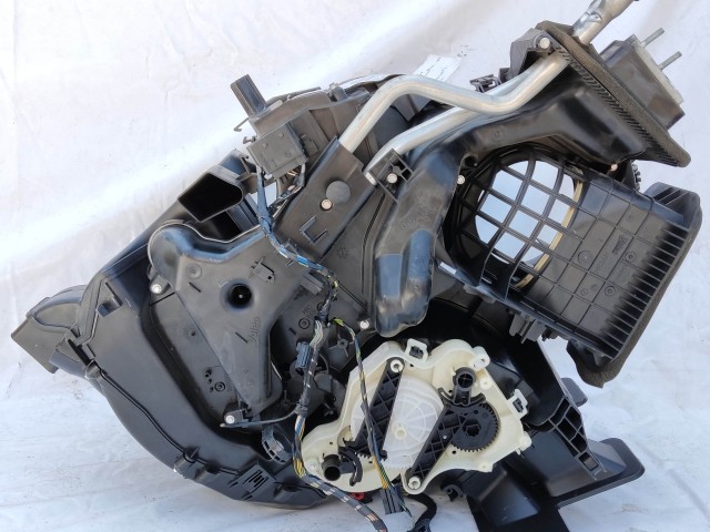 204326 Alfa Romeo Giulietta 2010-2020 digit klímás fűtésboksz 50522872