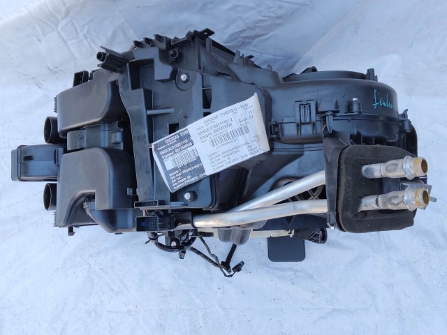 204326 Alfa Romeo Giulietta 2010-2020 digit klímás fűtésboksz 50522872