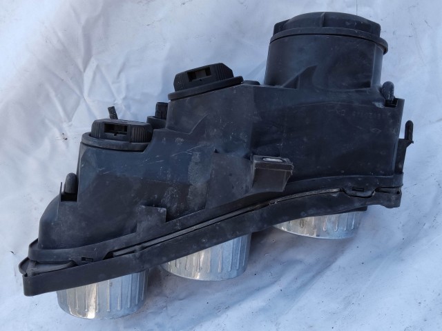 204327 Alfa Romeo 159 jobb első fényszóró 60682088