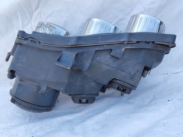 204329 Alfa Romeo 159 jobb első fényszóró 60682088