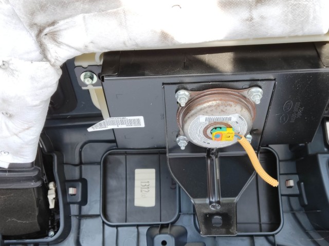 204347 Kia Rio 2011-2017 műszerfal párna, utasoldali légzsákkal 84710-1W100HU