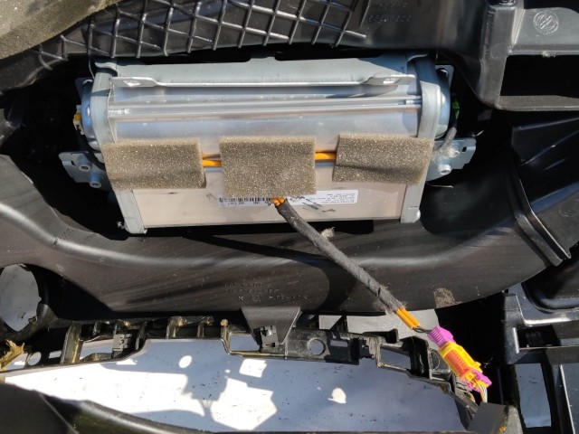 204358 Alfa Romeo 159 2005-2011 fekete színű műszerfal párna, utasoldali légzsákkal