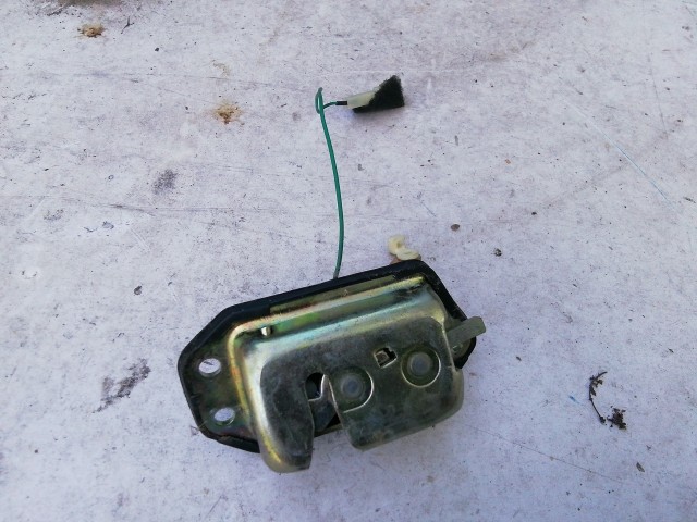 DR1 2009-2014 Csomagtérajtó zár S11-5606130D