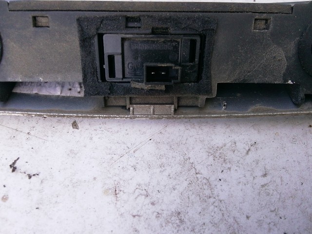 Opel Corsa D 2006-2014 Kilincs használt  csomagtér ajtó külső